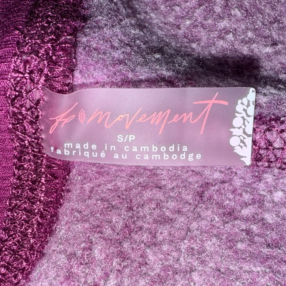 🌟NWOT🌟FP Movement Dark Purple Final Call Sweatpants Size S - Picture 6 of 6